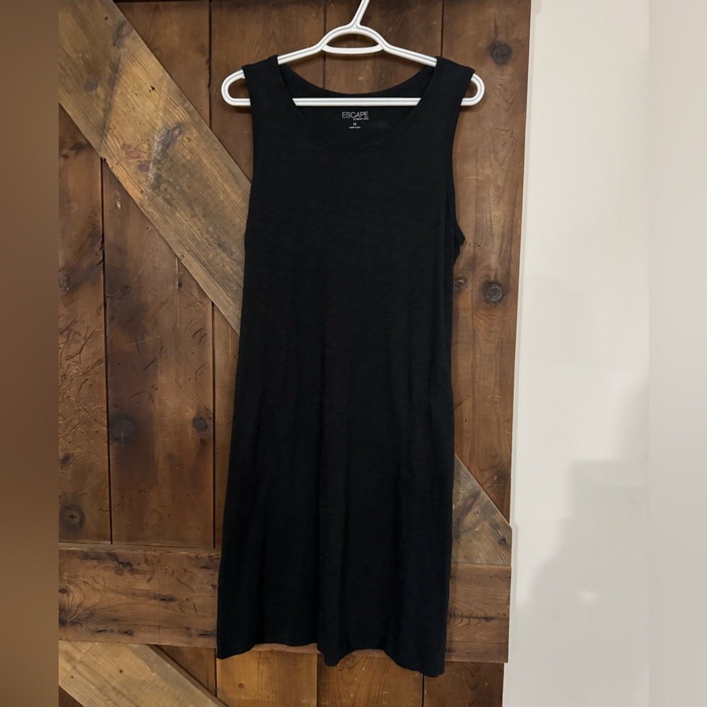 Escape by Habitat Classic Black Shift Dress